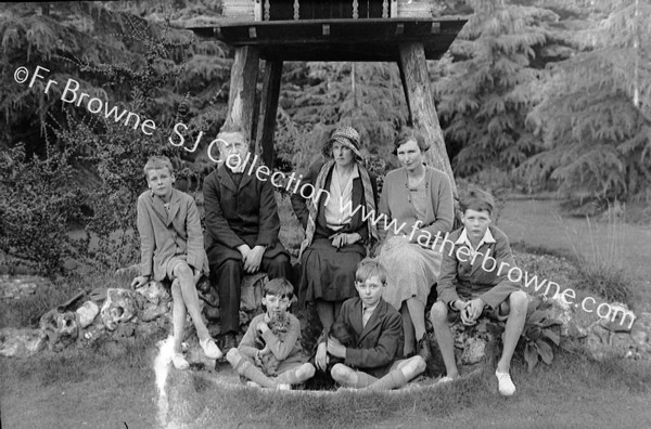 PARTY AT HERRINGFLEET MRS HASTINGS,FRANCIS & MICHAEL,MRS TAYLOR JOHN & HUGH & F.M.B.